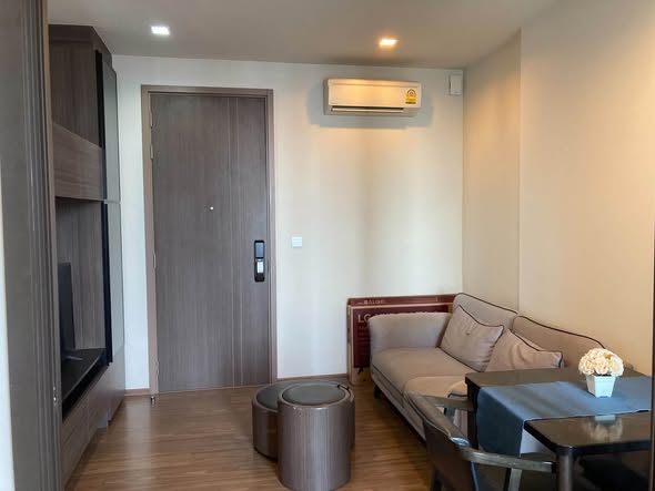 room interior of THE LINE Sukhumvit 71