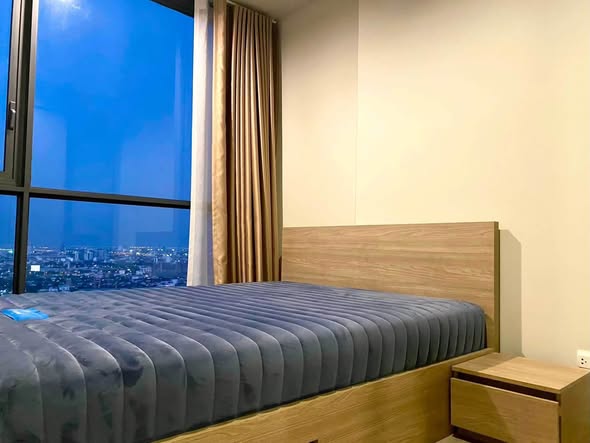 bedroom of THE LINE Wongsawang