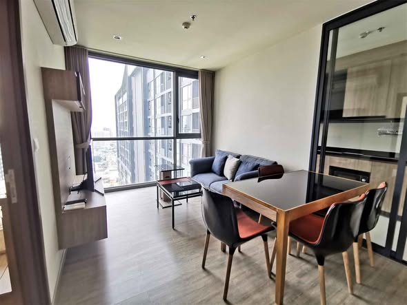 living room and room interior of THE LINE Wongsawang