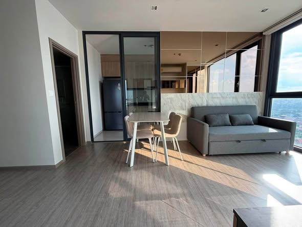 living room and room interior of THE LINE Wongsawang