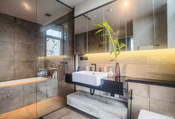 bathroom of The Lofts Asoke