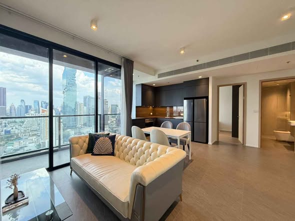 bedroom and living room of The Lofts Silom by Raimon Land