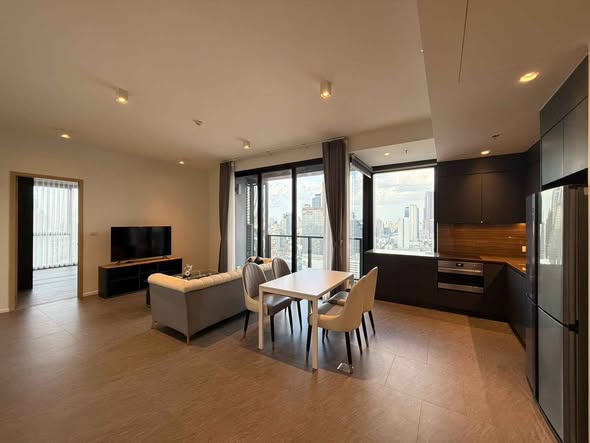 living room of The Lofts Silom by Raimon Land