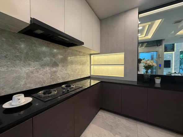 bathroom and kitchen of The Master Reflexion @BTS Onnut