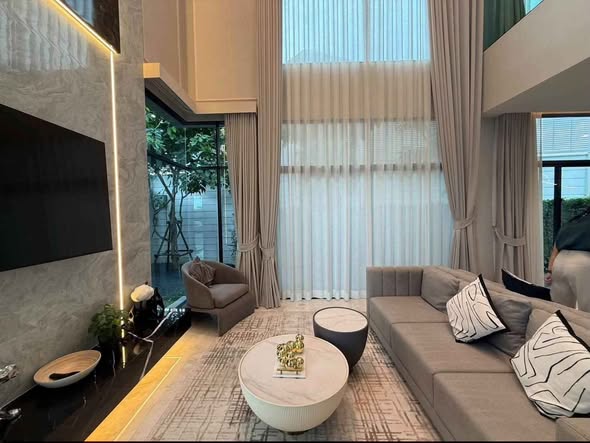 bedroom and living room of The Master Reflexion @BTS Onnut