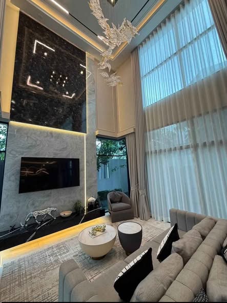 living room of The Master Reflexion @BTS Onnut