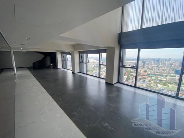 The Met Condominium