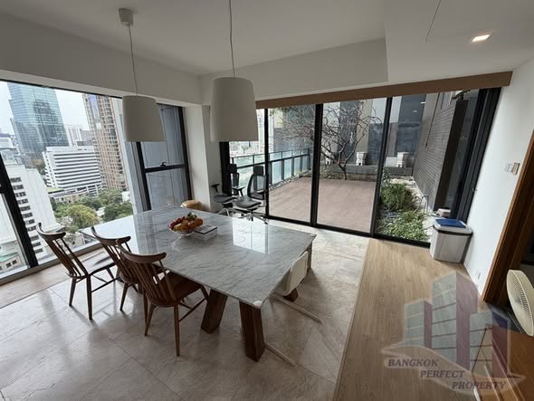 The Met Condominium