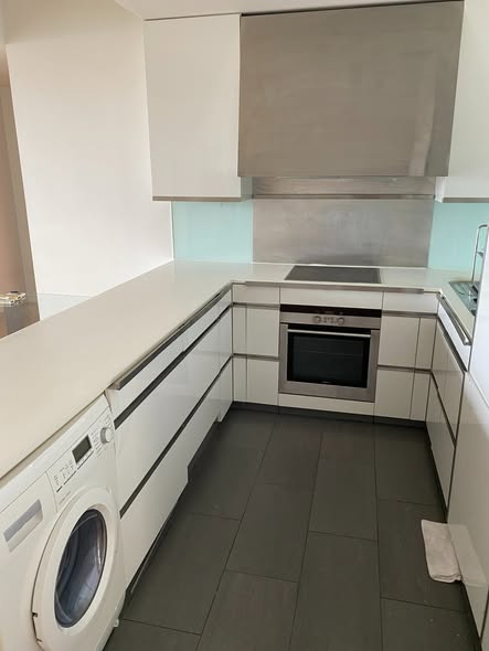 kitchen of The Met Condominium