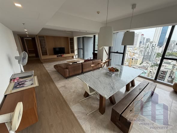 living room of The Met Condominium