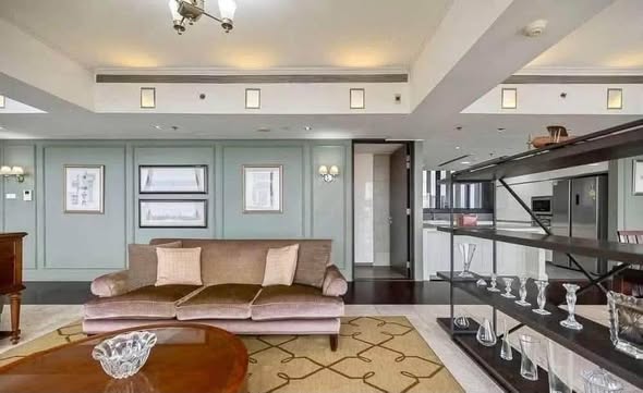 living room of The Met Condominium