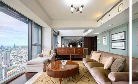living room of The Met Condominium