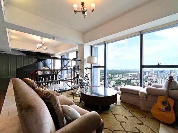 living room of The Met Condominium
