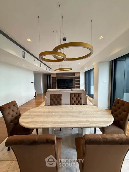 room interior of The Met Condominium
