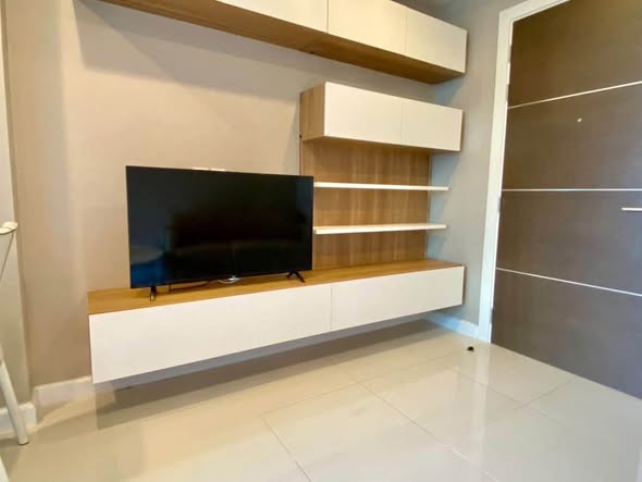 room interior of The Metropolis Samrong