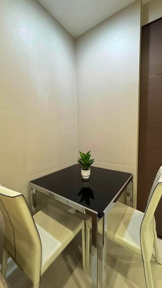 room interior of The Metropolis Samrong