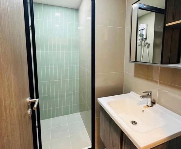 room interior and bathroom of THE MUVE Bangna