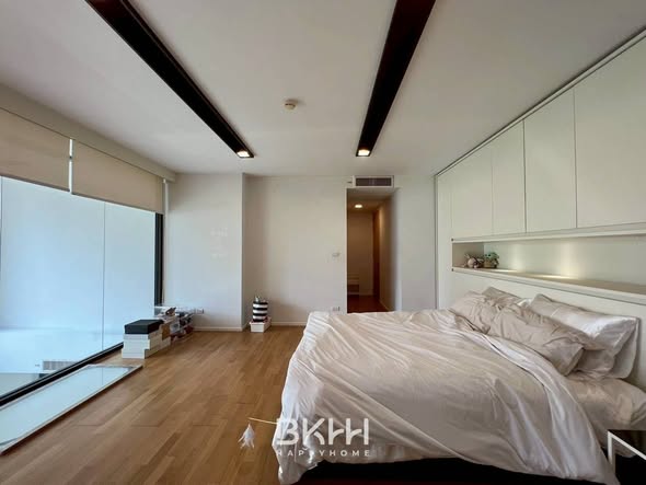 bedroom and room interior of The Nest Ploenchit