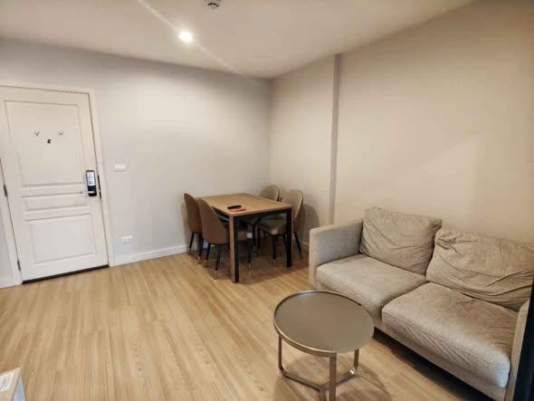 living room of The Nest Sukhumvit 22