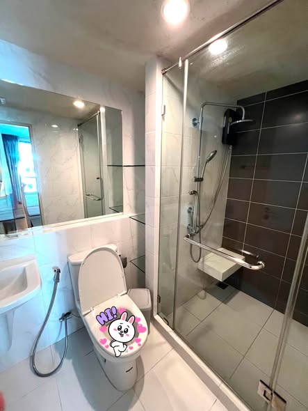 bathroom of The Niche Mono Sukhumvit 50