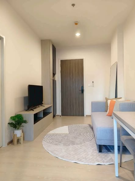 bedroom and room interior of The Niche Mono Sukhumvit 50