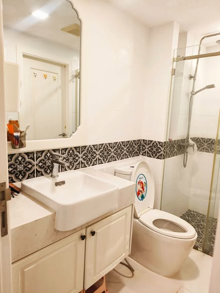bathroom of The Orient Resort & Spa