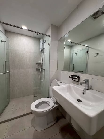 bathroom of The Origin Phahol-Saphanmai