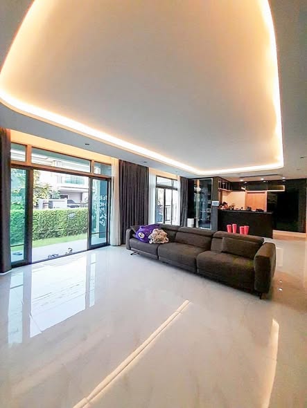 The Palm Krungthepkreetha – Wongwaen
