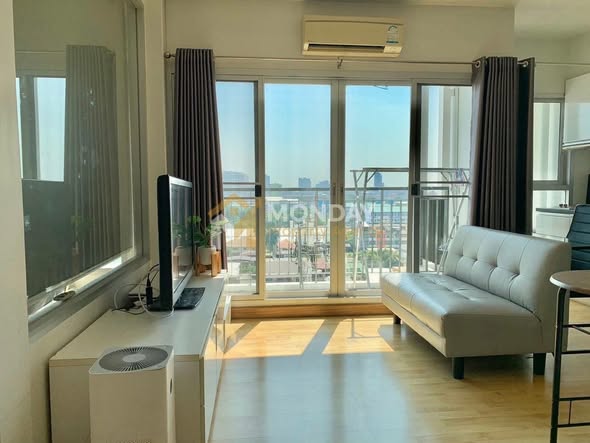 living room of The Parkland Taksin -Tha Phra