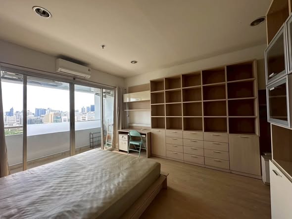 bedroom and room interior of The Platinum Condominium