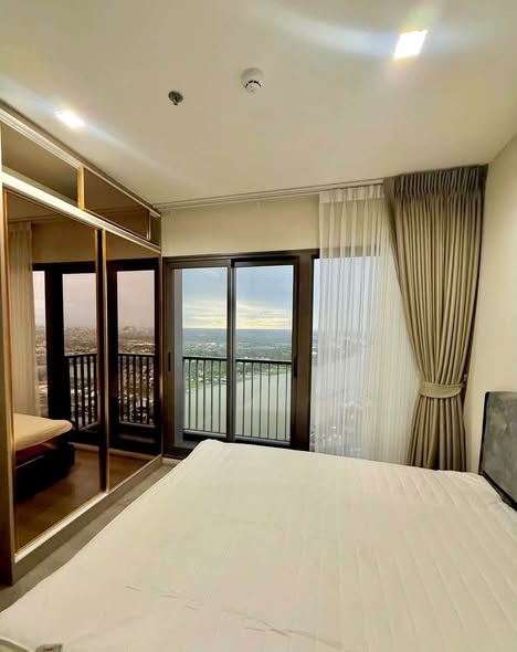 bedroom of The Politan Aqua