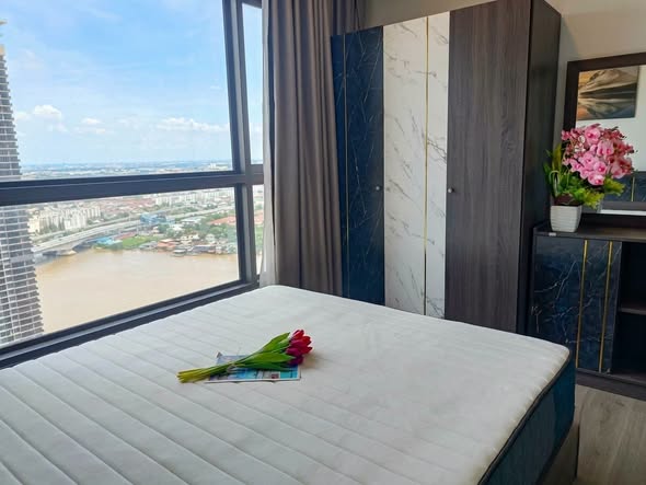 bedroom of The Politan Aqua