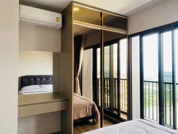bedroom and room interior of The Politan Aqua