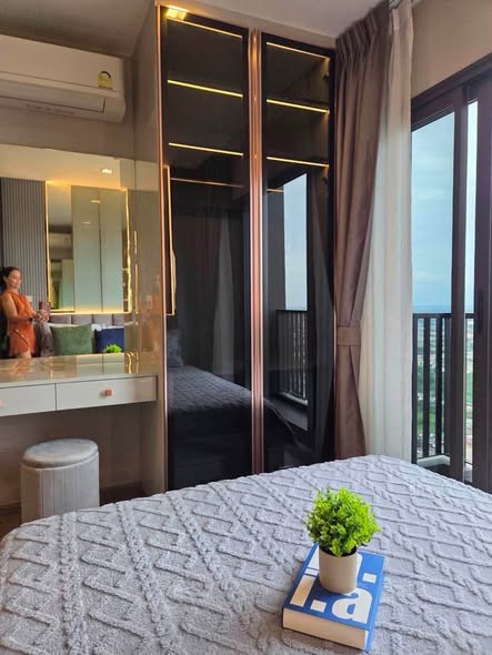 bedroom and room interior of The Politan Aqua