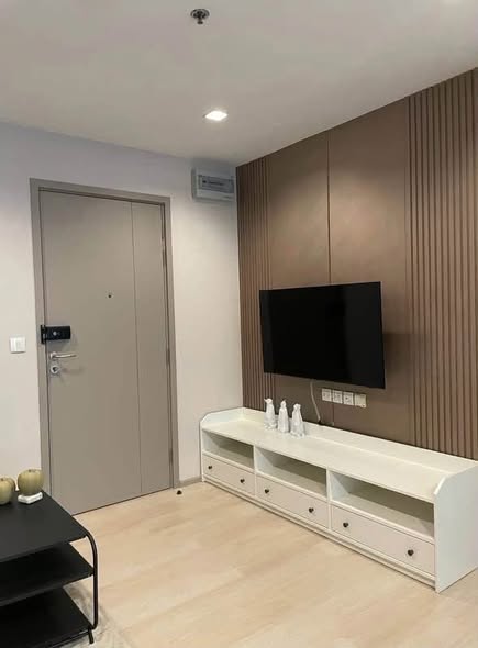 bedroom of The Politan Rive