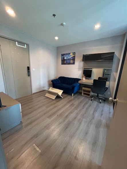 living room of The Politan Rive