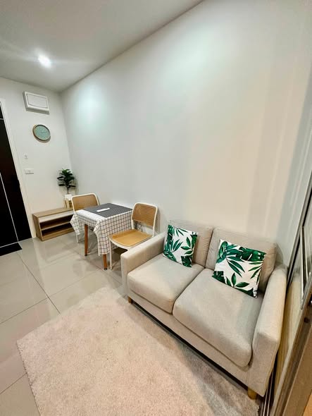 living room of The President Charan-Yaek Fai Chai Station เดอะ เพรสซิเด้นท์ จรัญ – แยกไฟฉาย สเตชั่น