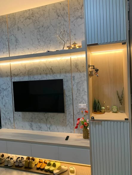 room interior and bathroom of The Privacy Jatujak