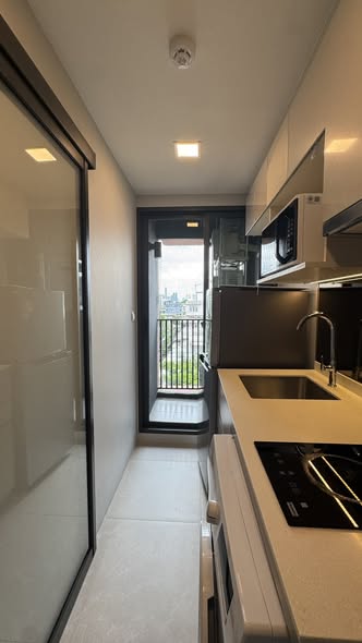 bathroom of The Privacy S101