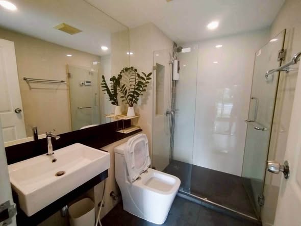 room interior of The Privacy S101