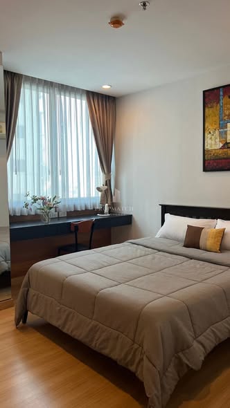 bedroom of The Rajdamri Serviced Residence