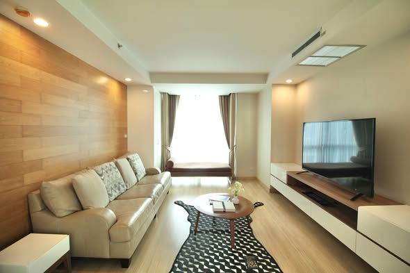 bedroom and living room of The Ratchadamri