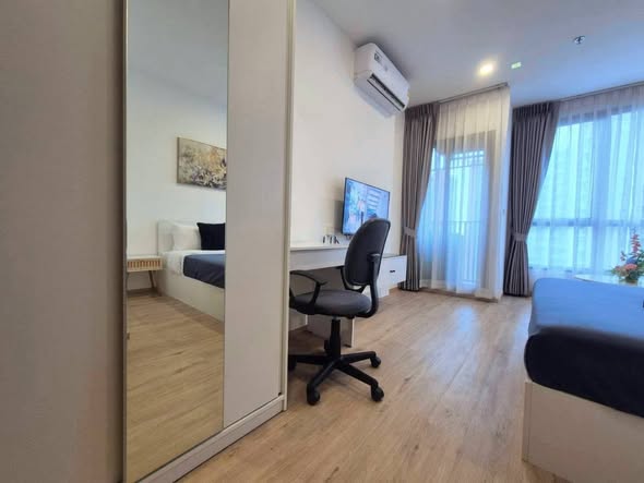 bedroom of The Rich Rama 9 – Srinagarindra