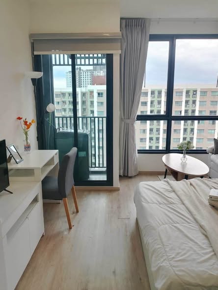 bedroom and room interior of The Rich Rama 9 – Srinagarindra