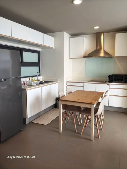 kitchen of The Rise Sukhumvit 39