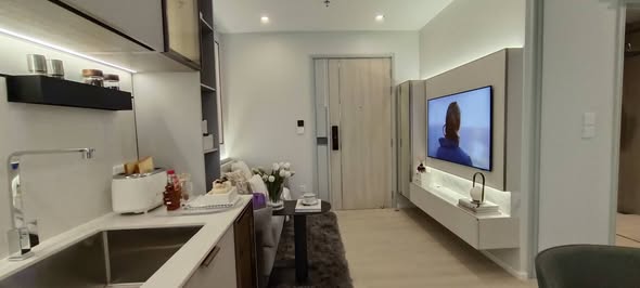 bathroom of The River Condominium