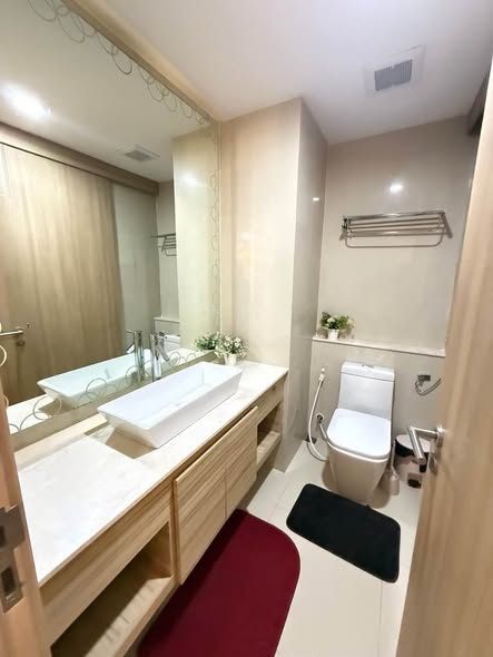bathroom of The Riviera Wongamat Beach : เดอะ ริเวียร่า วงศ์อมาตย์ บีช