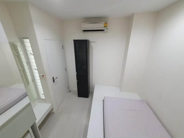 bedroom of The Room Ratchada-Ladprao