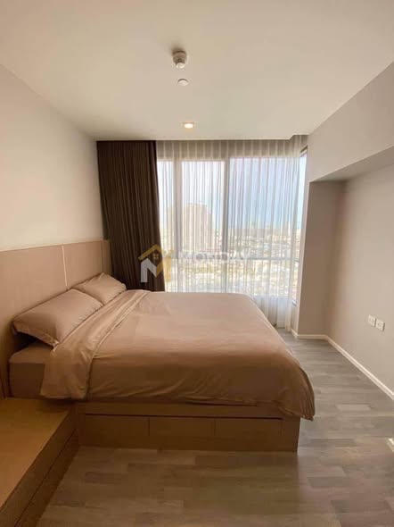 bedroom of The Room Sathon @ St. Louis