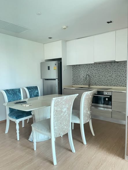 kitchen of The Room Sukhumvit 21
